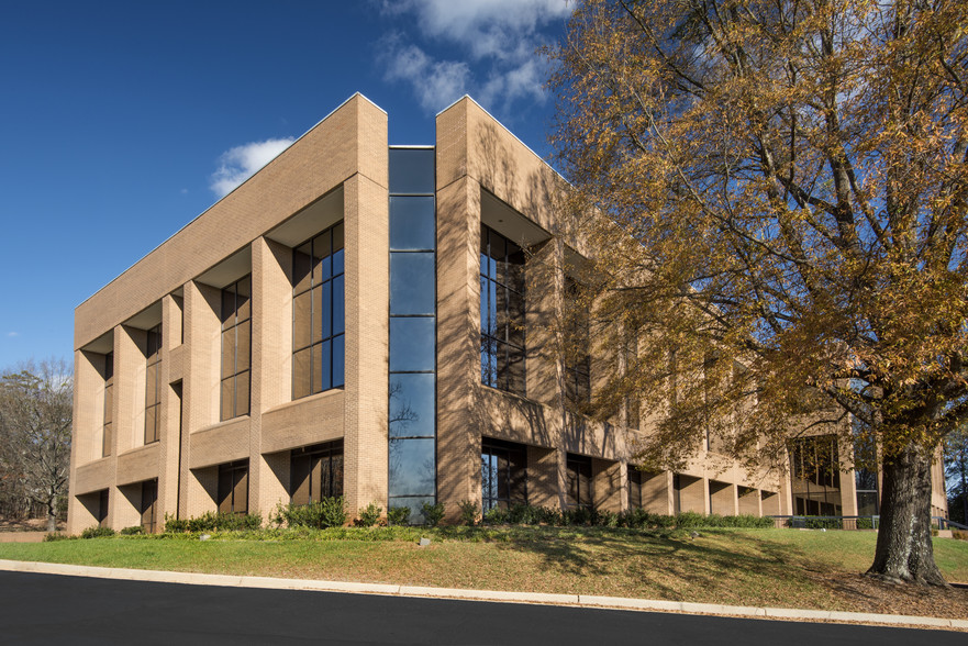 300 Executive Center Dr, Greenville, SC à louer - Photo du bâtiment - Image 2 de 7