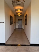 8327 Brimhall Rd, Bakersfield, CA for lease Interior Photo- Image 1 of 7