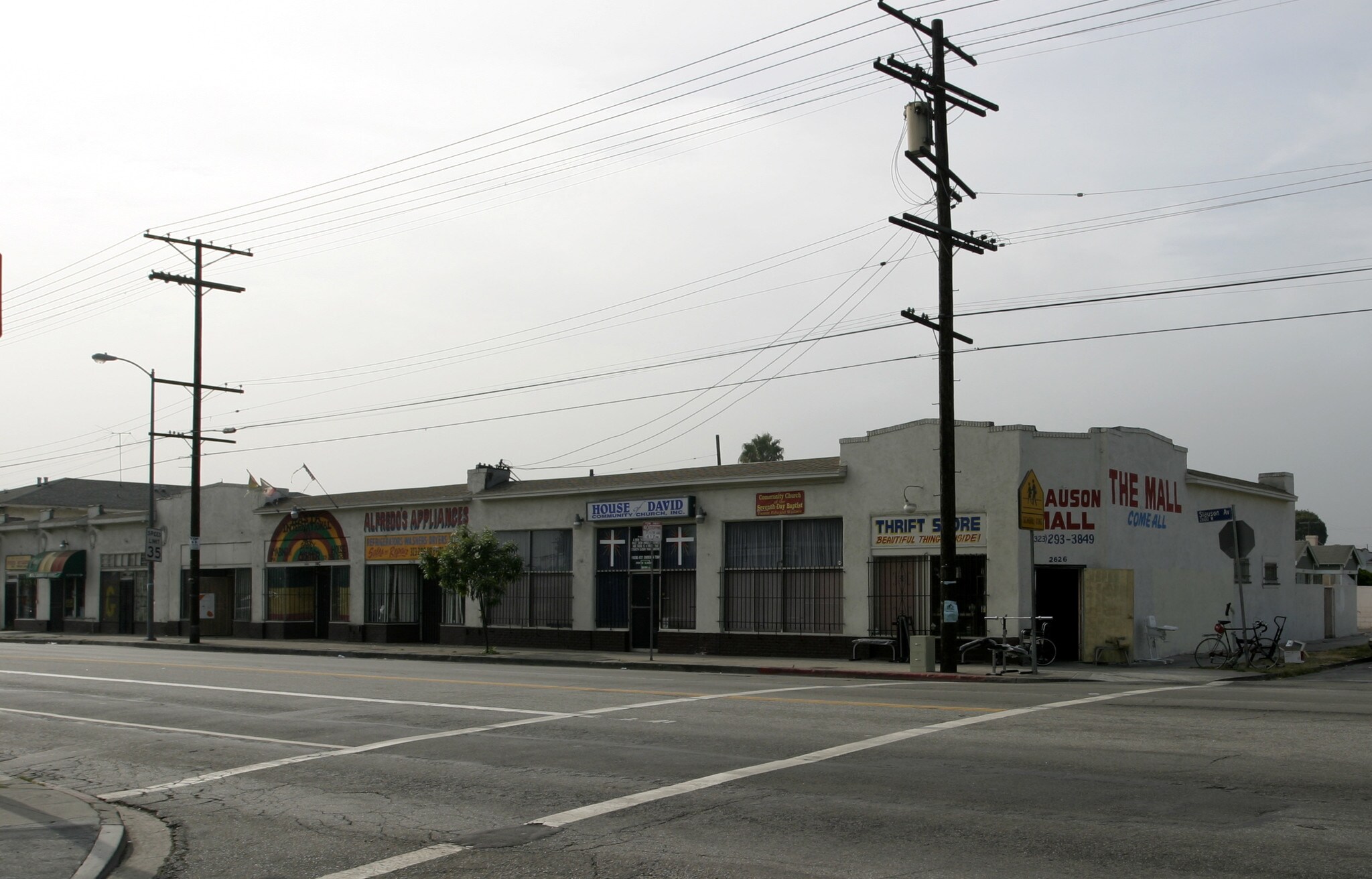 2610-2616 W Slauson Ave, Los Angeles, CA à louer Photo principale- Image 1 de 7