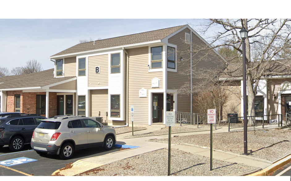 222 Commons, Toms River, NJ for lease - Primary Photo - Image 1 of 15