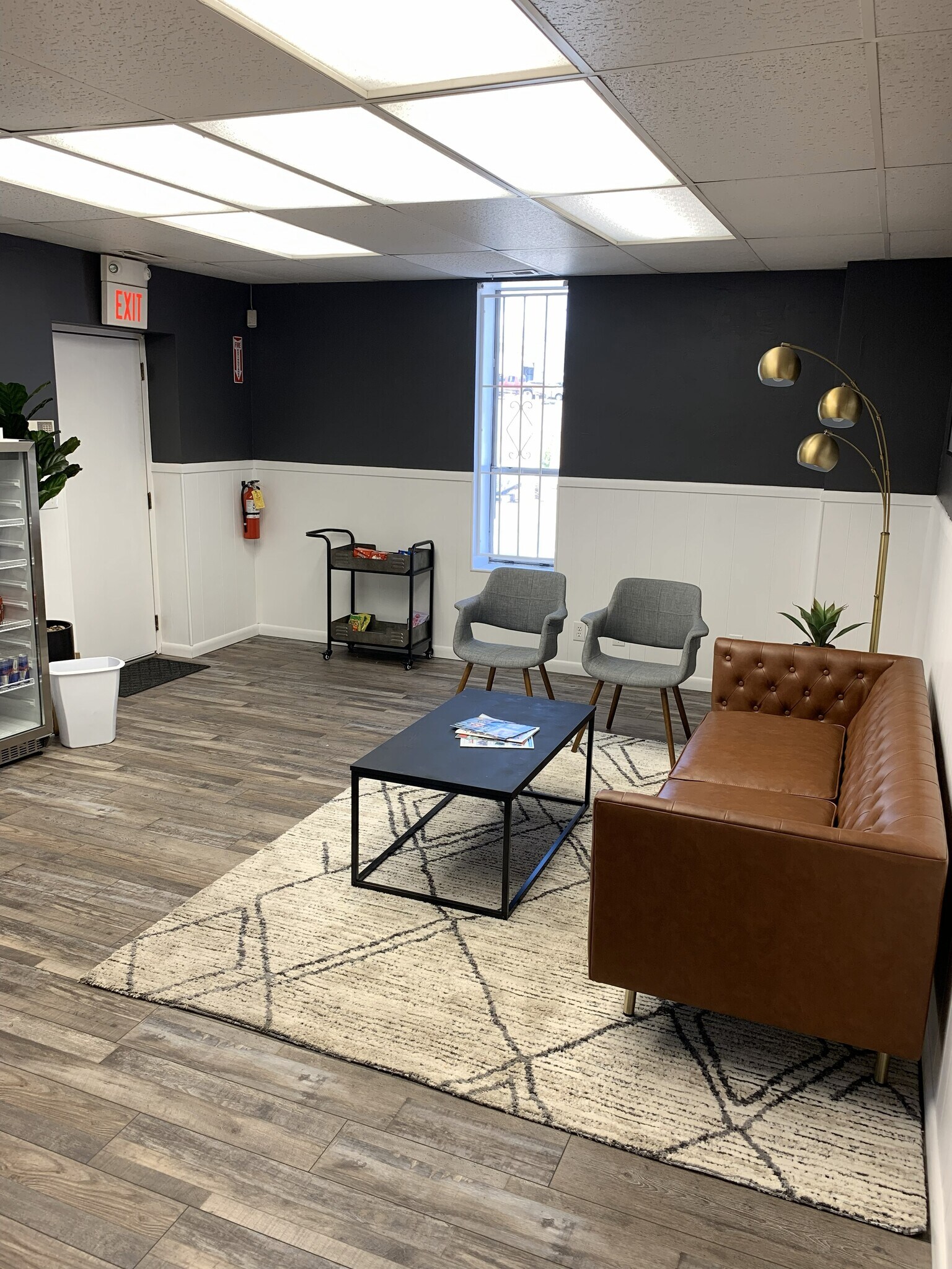 1235 W 3050 S, Ogden, UT for lease Interior Photo- Image 1 of 7