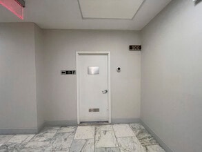 11 Broadway, New York, NY for lease Interior Photo- Image 2 of 3