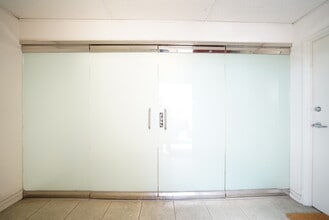 351 E Foothill Blvd, Arcadia, CA for lease Building Photo- Image 1 of 18