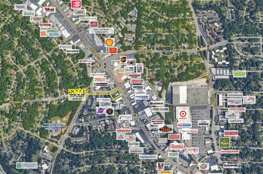 2517 Battleground Ave, Greensboro, NC à louer - Aérien - Image 2 de 6
