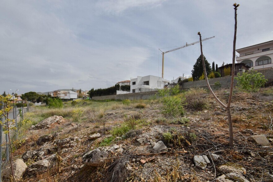 Calle Trevenque, 17, Monachil, Granada for sale - Building Photo - Image 2 of 20
