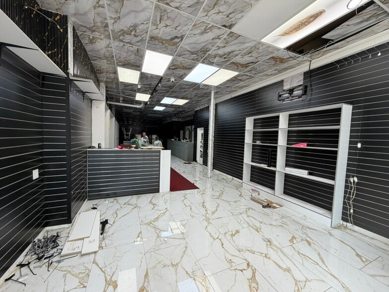 2194 Third Ave, New York, NY for lease - Building Photo - Image 2 of 6
