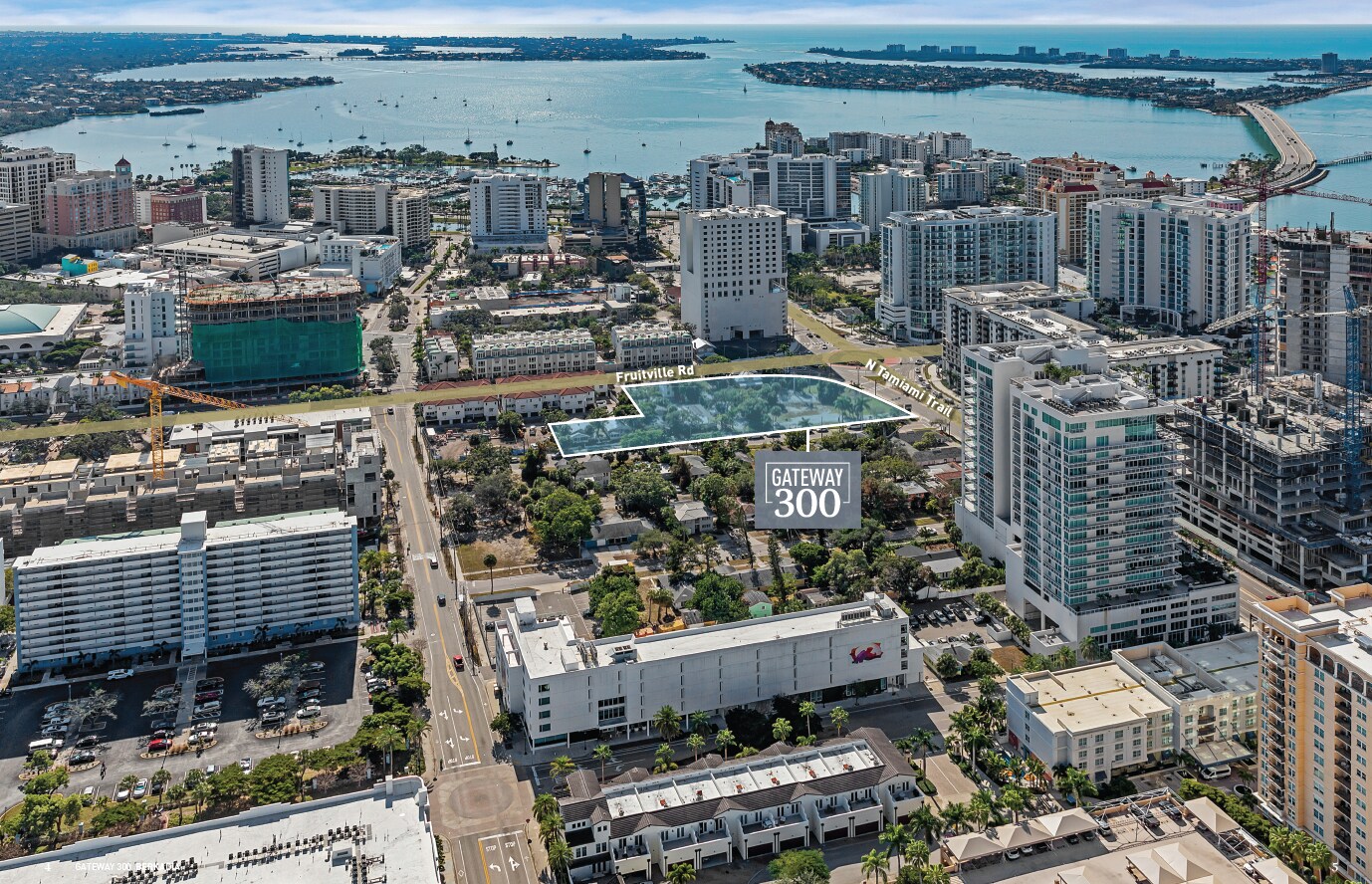 300 N Tamiami Trl, Sarasota, FL à vendre Photo principale- Image 1 de 2