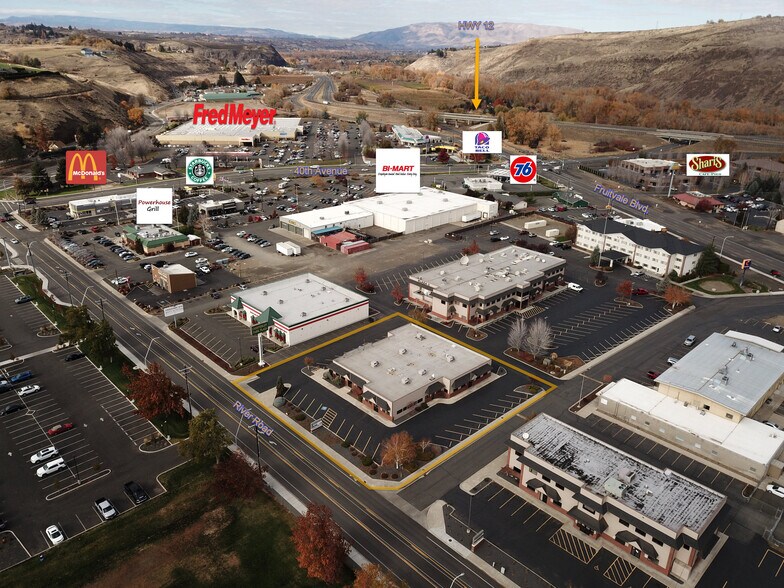 3703 River Rd, Yakima, WA à louer - Photo principale - Image 1 de 9