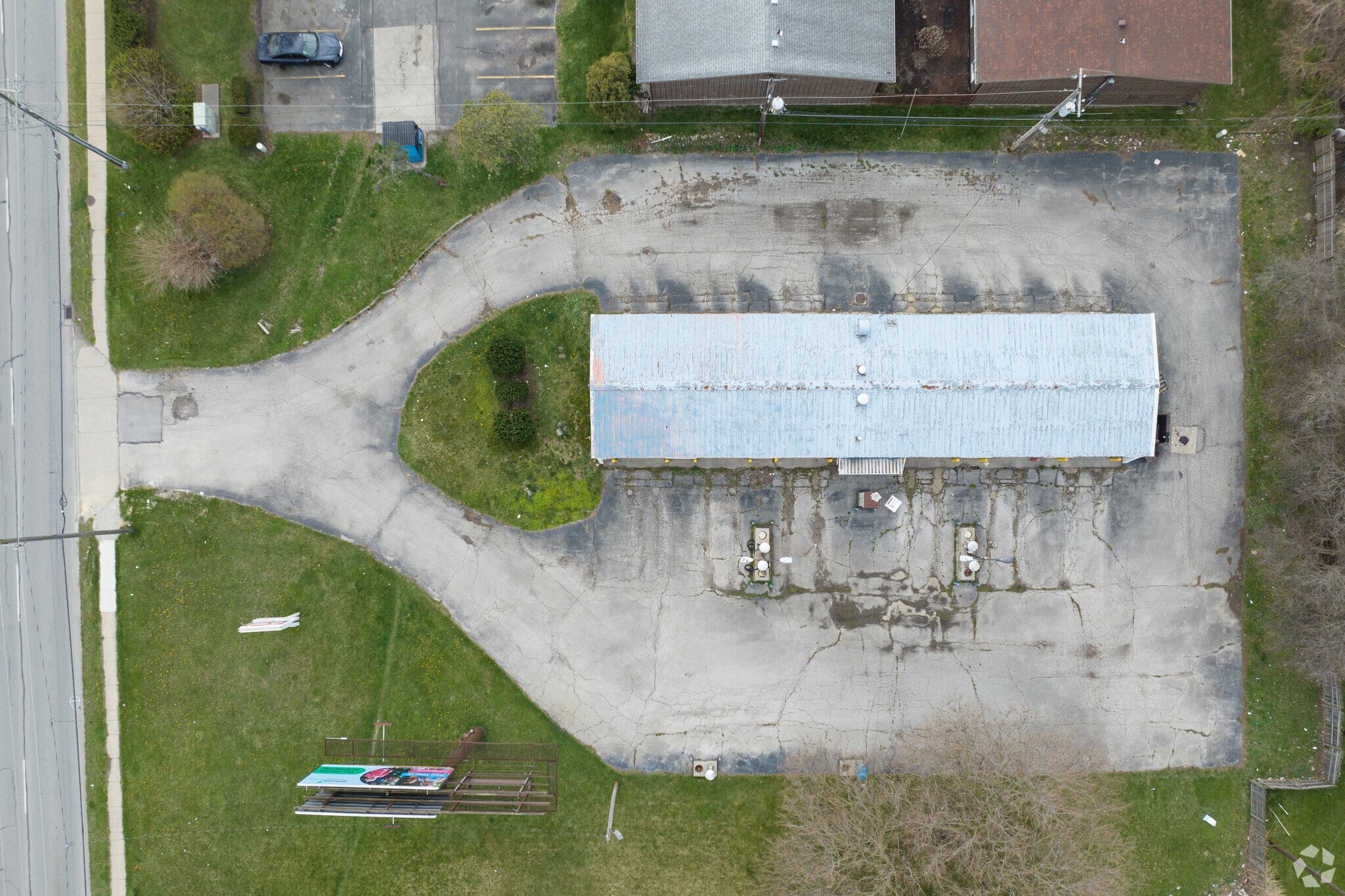 320 W Alexis Rd, Toledo, OH for lease Aerial- Image 1 of 6