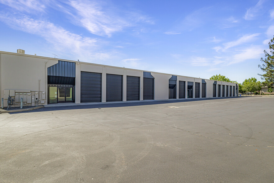 3880 Benatar Way, Chico, CA for lease - Building Photo - Image 3 of 8