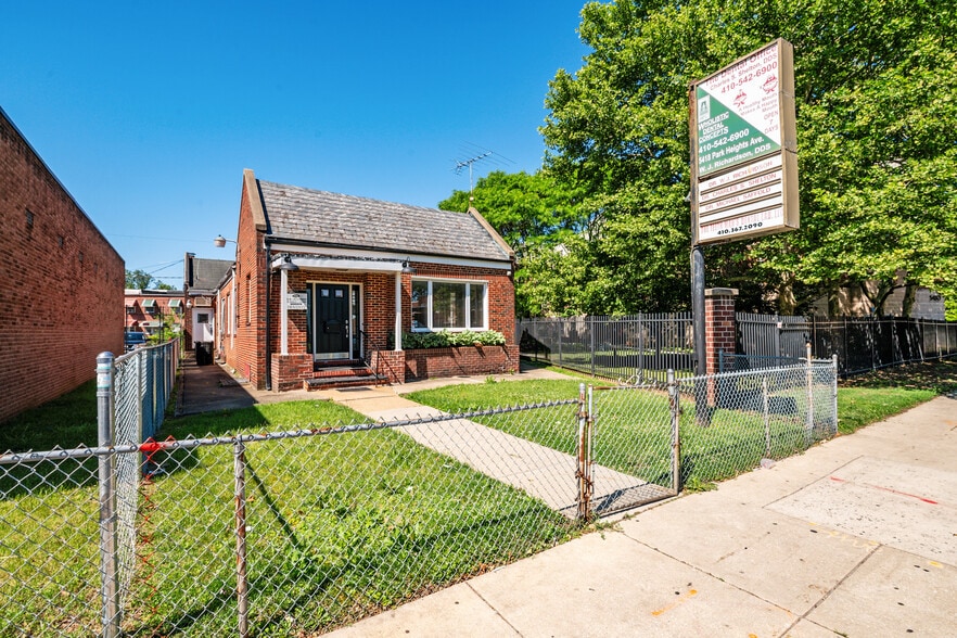5418 Park Heights Ave, Baltimore, MD à vendre - Photo du bâtiment - Image 3 de 5