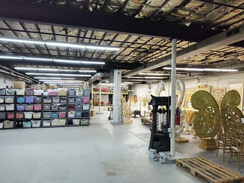 826 Perkins Ln, Beverly, NJ à vendre - Photo intérieure - Image 2 de 6