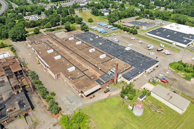 Plus de détails pour 92 Deerfield Rd, Windsor, CT - Industriel à louer