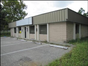 19751 N Tamiami Trl, North Fort Myers, FL for lease Building Photo- Image 1 of 4