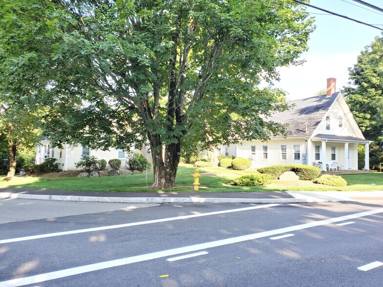 770 Union St, Rockland, MA for sale - Primary Photo - Image 1 of 1