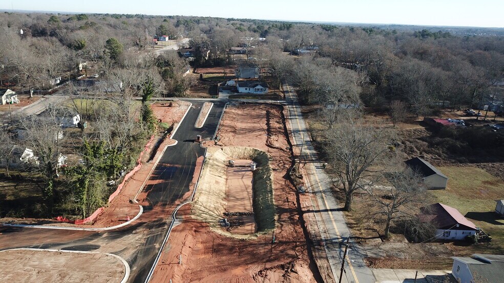 74 Williamson St, Winder, GA à vendre - Photo du bâtiment - Image 3 de 9