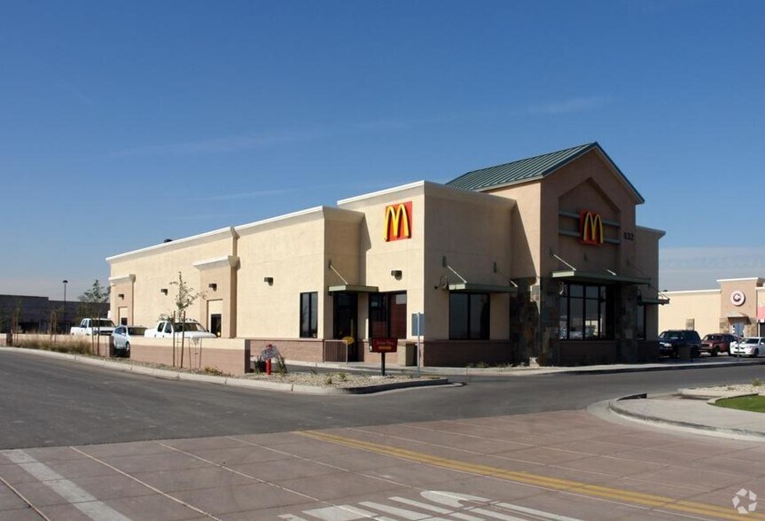 N Van Buren St, Goodyear, AZ à louer - Photo du bâtiment - Image 3 de 4