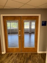 14101 Parke Long Ct, Chantilly, VA for lease Interior Photo- Image 1 of 7