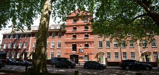 Plus de détails pour 13 Queen Sq, Bristol - Bureau à louer