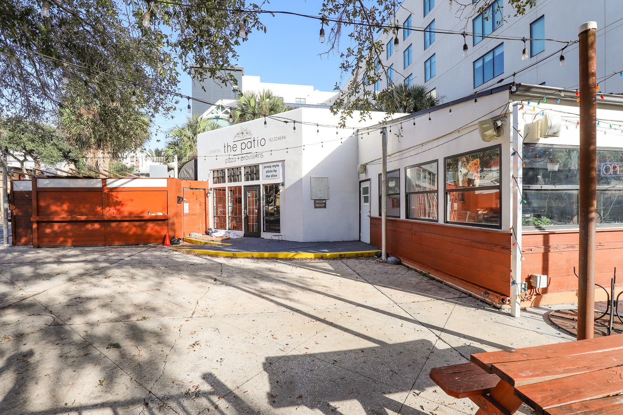 5 SE 2nd Ave, Gainesville, FL for lease Interior Photo- Image 1 of 8