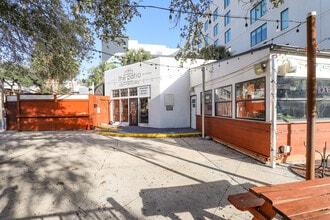 5 SE 2nd Ave, Gainesville, FL for lease Interior Photo- Image 1 of 8