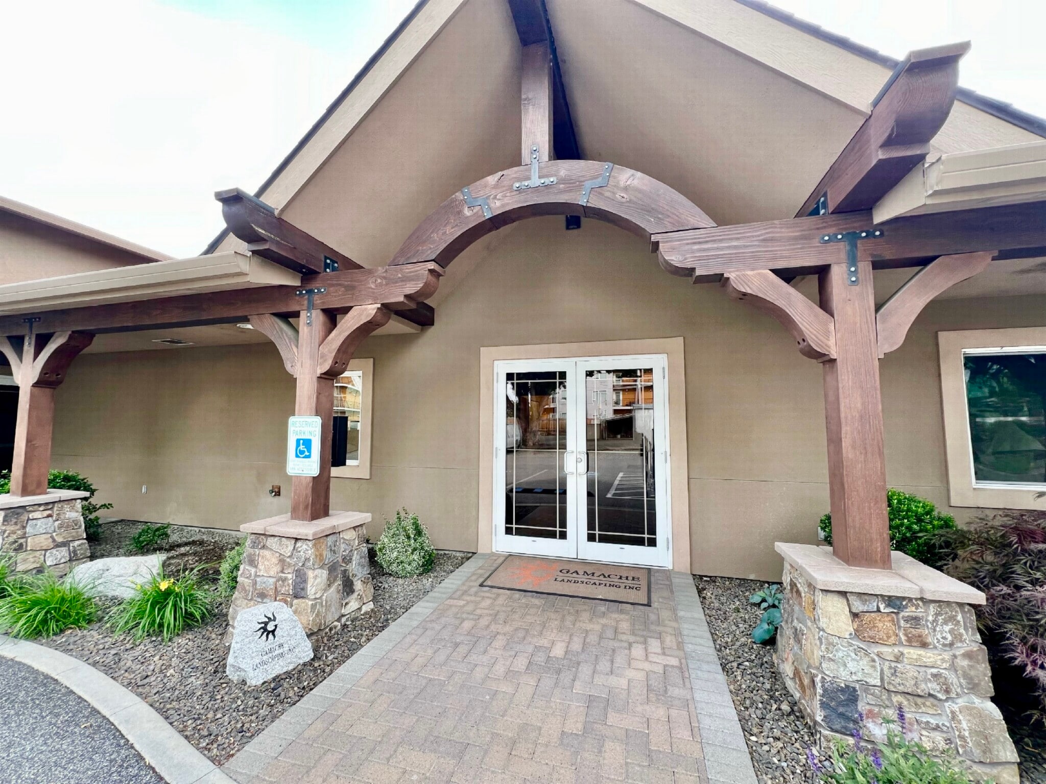 1212 Columbia Park Trl, Richland, WA à louer Photo principale- Image 1 de 12