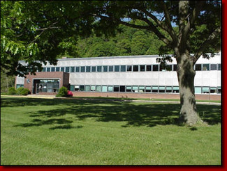 More details for 1 Kiski Ave, Leechburg, PA - Office for Sale