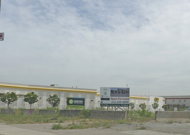 Plus de détails pour 721 Wilson Ave, Toronto, ON - Terrain à louer