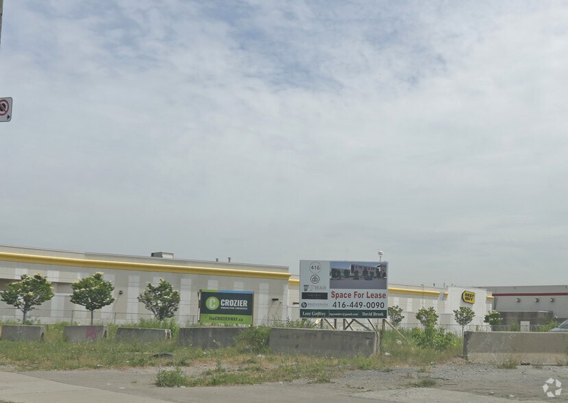 721 Wilson Ave, Toronto, ON à louer - Photo principale - Image 1 de 6