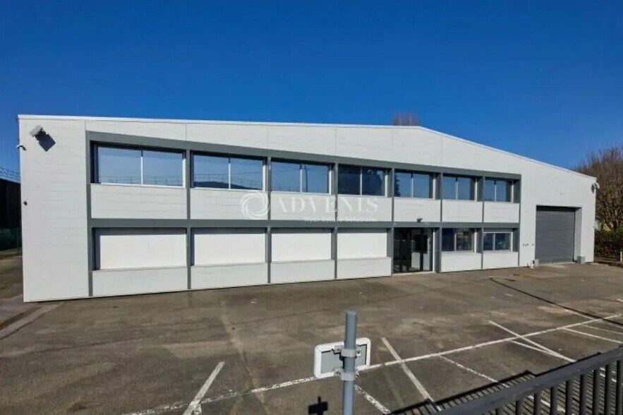 Flex dans Morangis à louer - Photo du bâtiment - Image 1 de 4