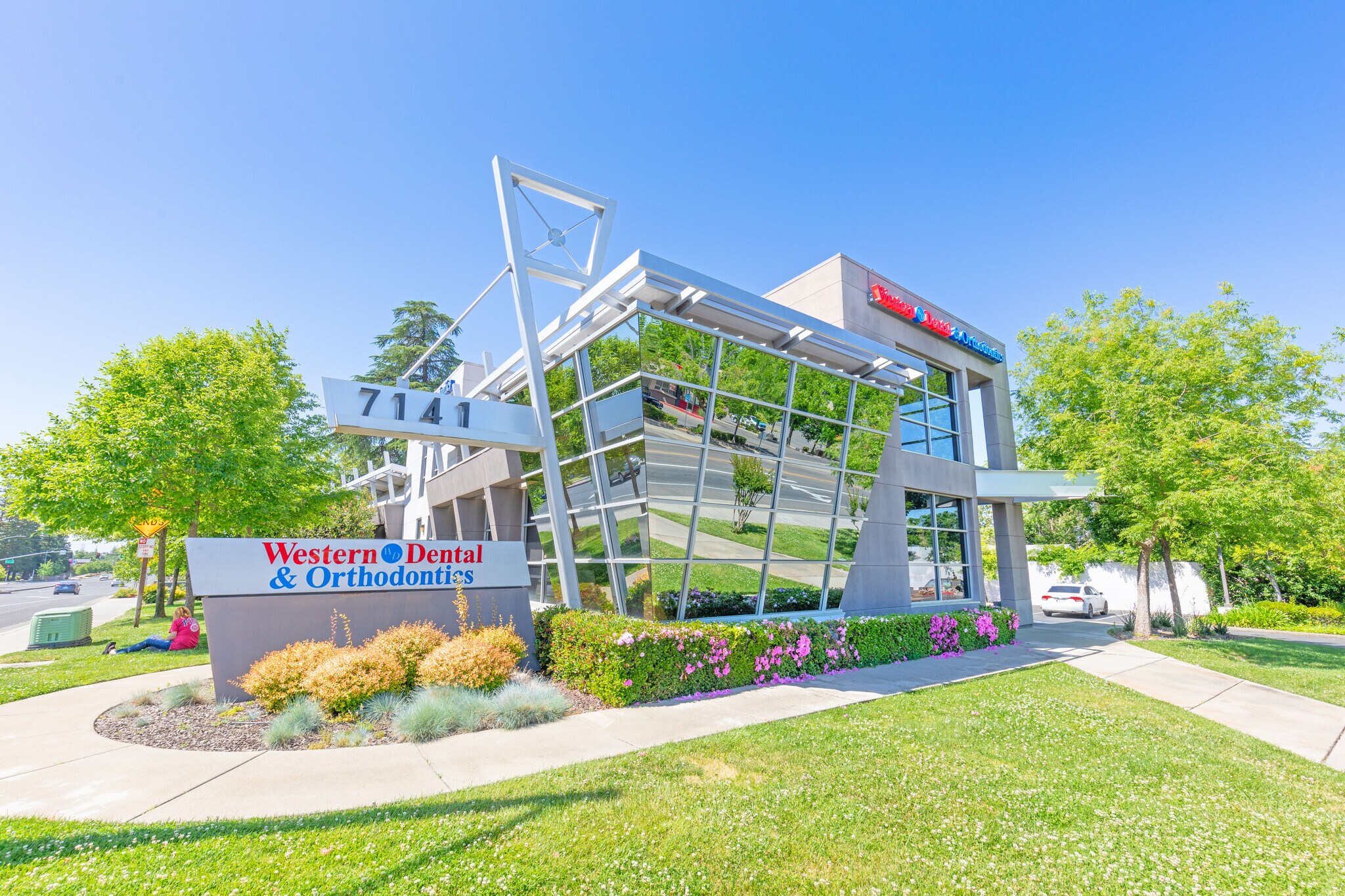 7141 Fair Oaks Blvd, Carmichael, CA à vendre Photo du bâtiment- Image 1 de 29