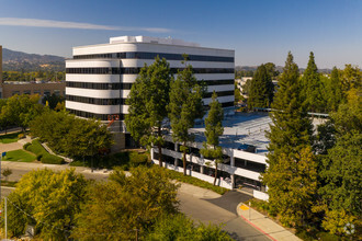 3000 Oak Rd, Walnut Creek, CA - aerial  map view