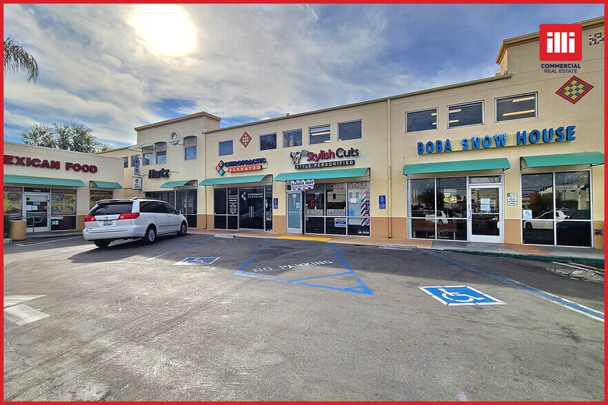 17018-17056 Devonshire St, Northridge, CA à louer - Photo du bâtiment - Image 3 de 10