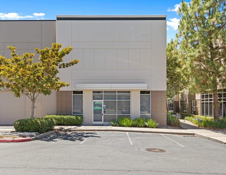 5742-5752 Lonetree Blvd, Rocklin, CA à louer - Photo du bâtiment - Image 2 de 7