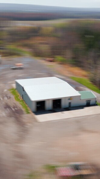 4849 W Lake Rd, Dunkirk, NY à vendre - Vidéo sur l’inscription commerciale - Image 2 de 47