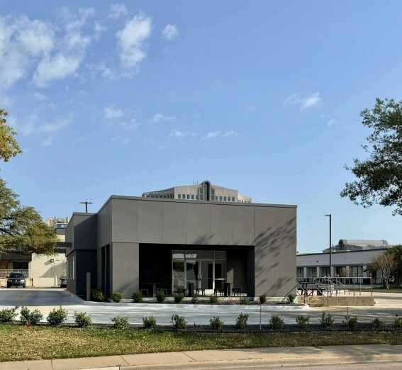 6033 Campbell Rd, Dallas, TX à louer Photo du bâtiment- Image 1 de 14