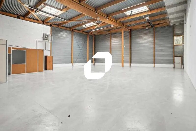 Flex in Le Bourget for lease Interior Photo- Image 1 of 15