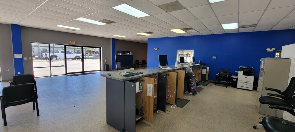 7276 Narcoossee Rd, Orlando, FL à vendre - Photo intérieure - Image 3 de 10