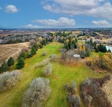 250 South Summit Farm Rd, King, ON - AERIAL  map view