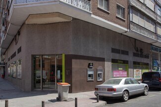 Plus de détails pour Multi-résidentiel à vendre