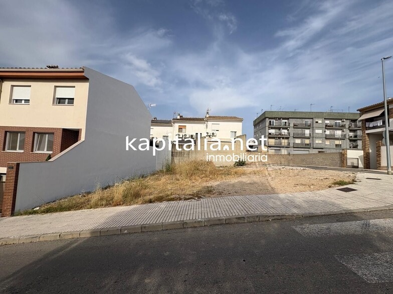 Carrer de San Roque, 102, La Llosa de Ranes, Valencia for sale - Building Photo - Image 1 of 5