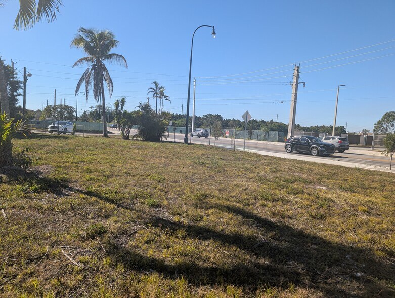 14490 SW 264th St, Homestead, FL for sale - Building Photo - Image 2 of 5