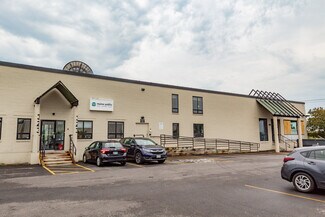 Plus de détails pour 309-323 Marginal Way, Portland, ME - Commerce de détail à louer