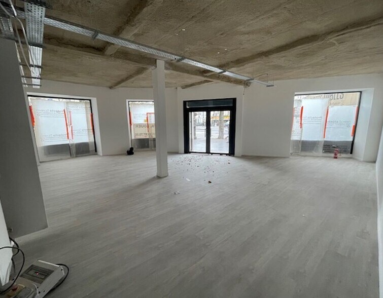 1 Place Auguste Métivier, Paris for lease - Building Photo - Image 2 of 22