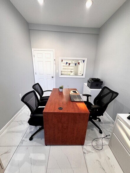303 Semel Ave, Garfield, NJ à louer - Photo intérieure - Image 2 de 9