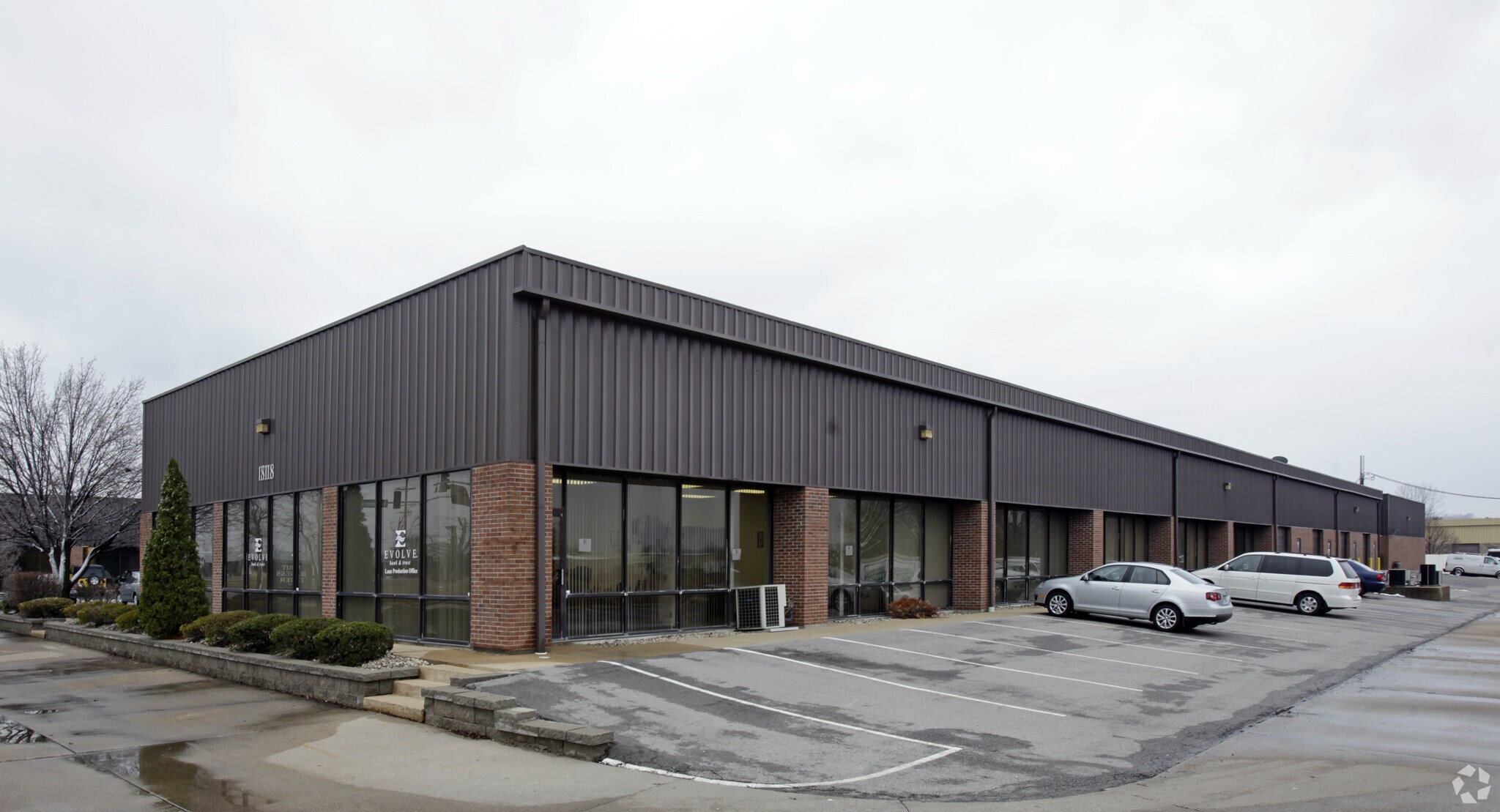 18118 Chesterfield Airport Rd, Chesterfield, MO à louer Photo principale- Image 1 de 6