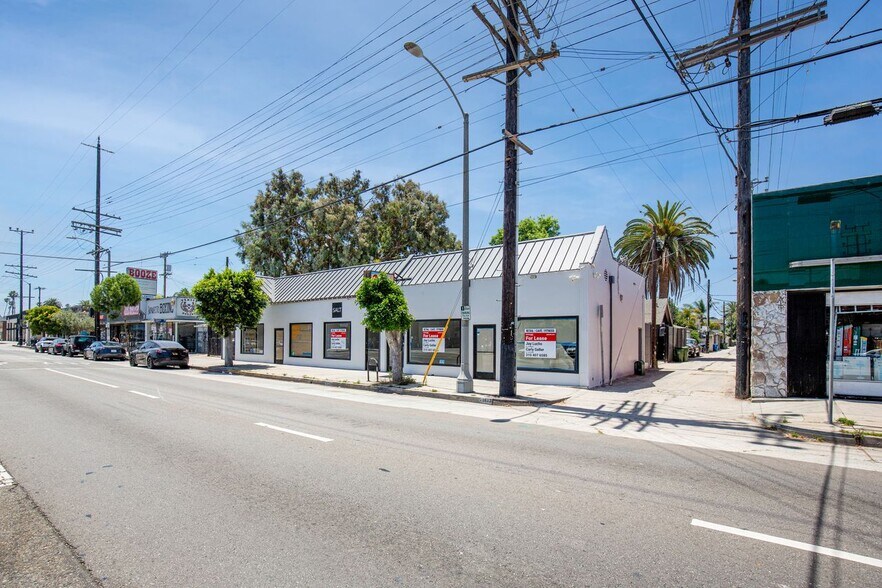 1611-1619 Lincoln Blvd, Venice, CA à louer - Photo du bâtiment - Image 2 de 16