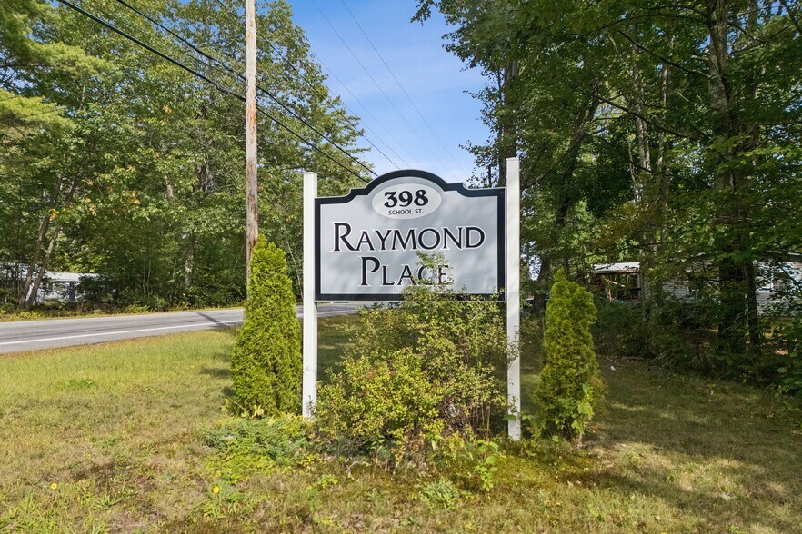 398 School St, Berwick, ME à vendre - Photo du bâtiment - Image 2 de 8