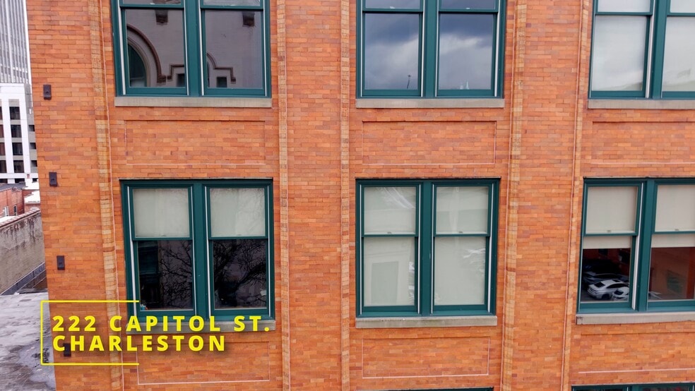 222 Capitol St, Charleston, WV à vendre - Vidéo sur l’inscription commerciale - Image 2 de 25