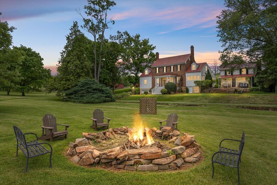 1830 Thrift Rd, Madison, VA à vendre - Photo du bâtiment - Image 2 de 199